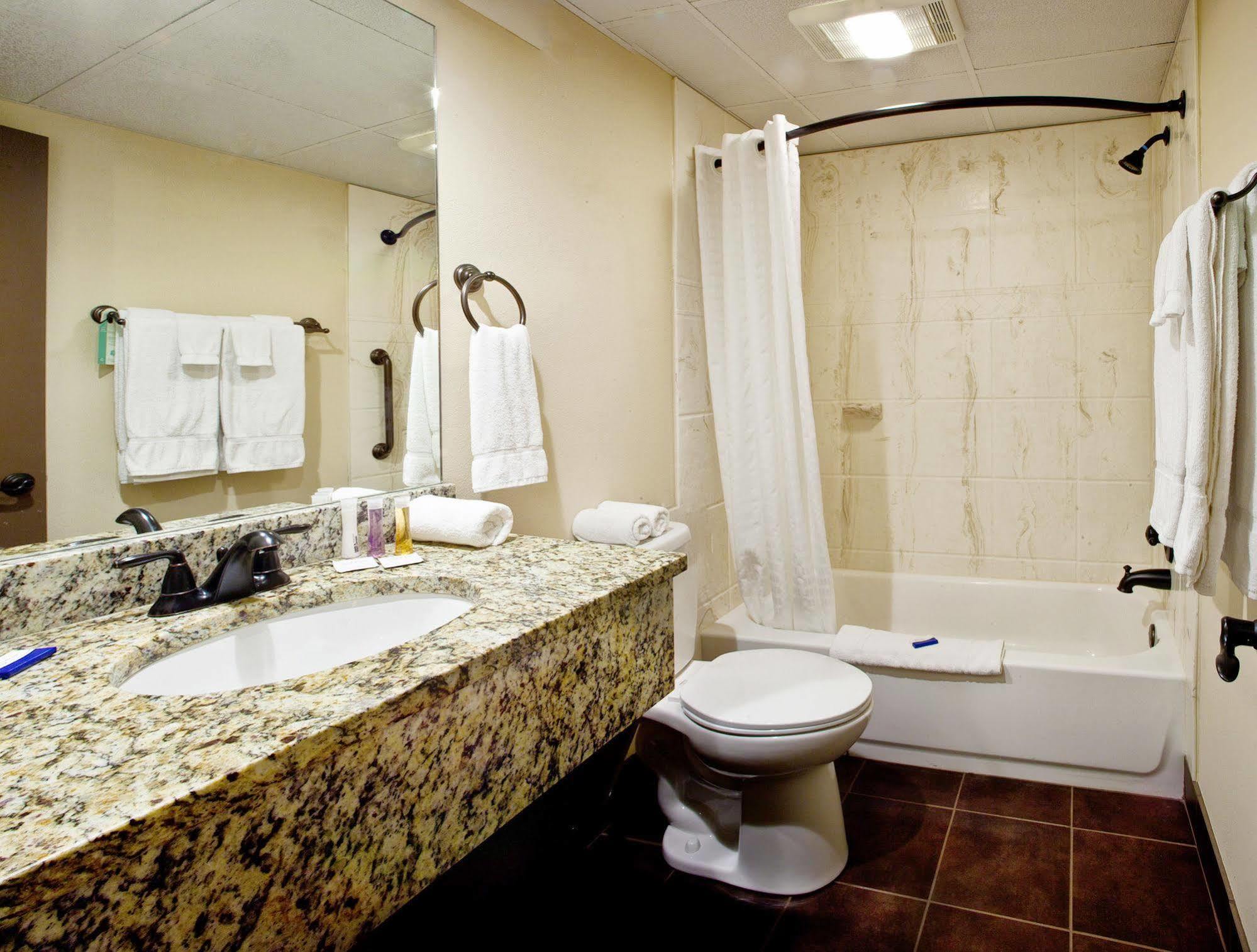 Helendorf River Inn, Suites & Conference Center Luaran gambar